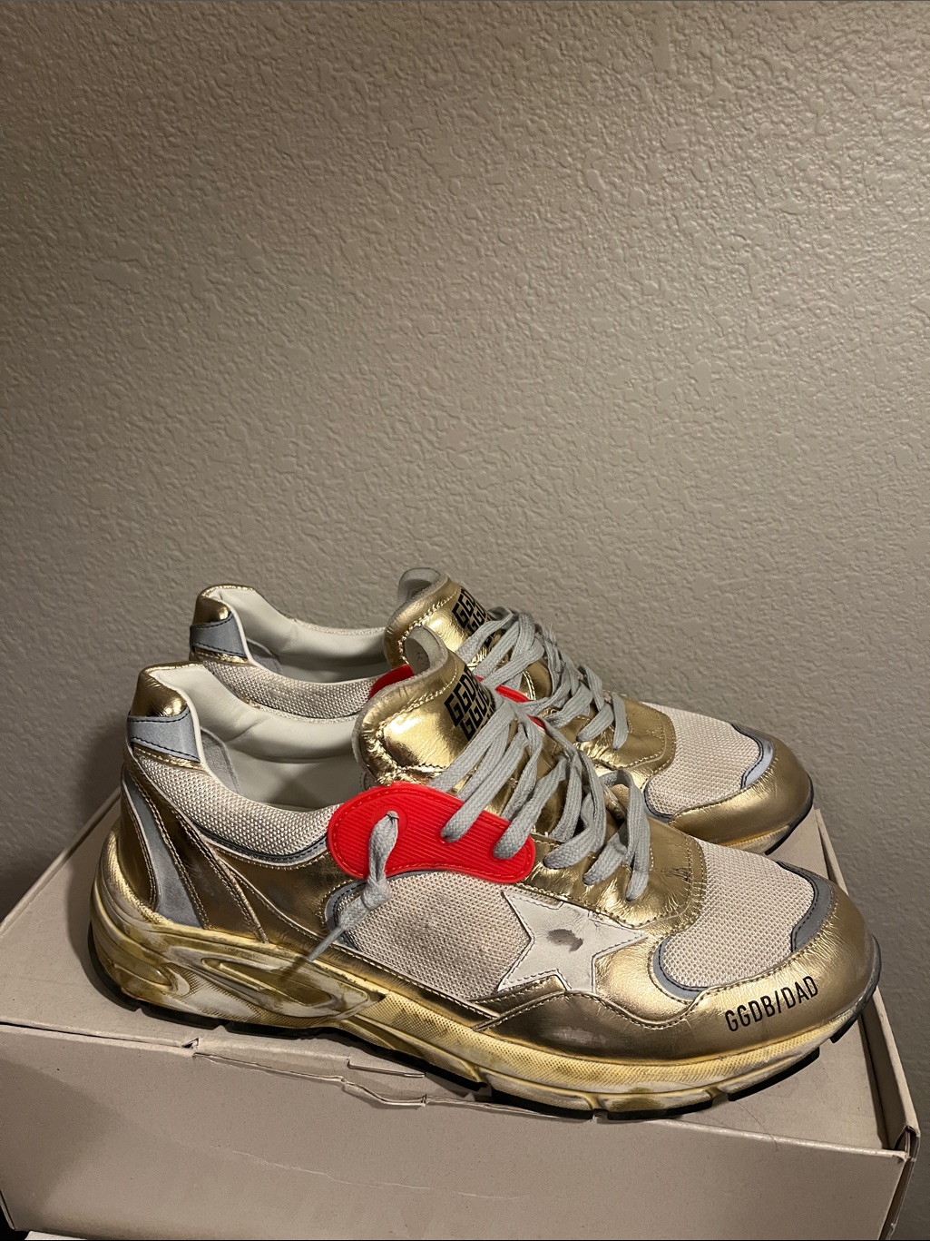 Golden Goose Running Dad’s (Gold Cream Optic White) Size 45